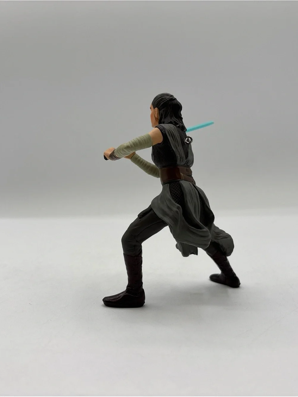 Hallmark Keepsake 2017 Rey Star Wars:‎ The Last Jedi Christmas Tree Ornament EUC
